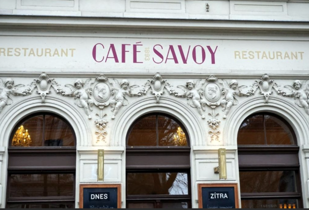 Café Savoy Prague, café historique accessible PMR Malá Strana