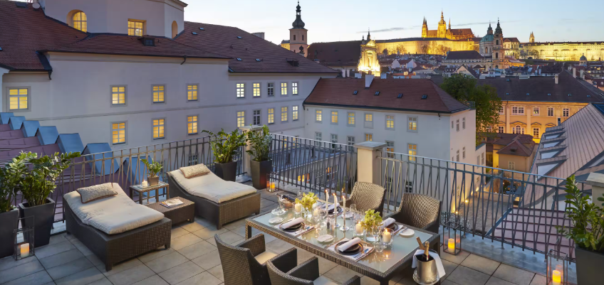 Mandarin Oriental Prague, hôtel accessible dans un couvent Malá Strana